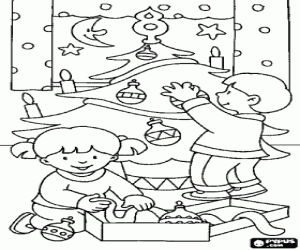 malvorlagen Ein M�dchen und ein Junge Schm�cken des Weihnachtsbaumes ausmalbilder