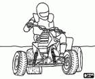ATV oder Quad mit dem Piloten mit der Regulierungsbehörde Helm geschützt